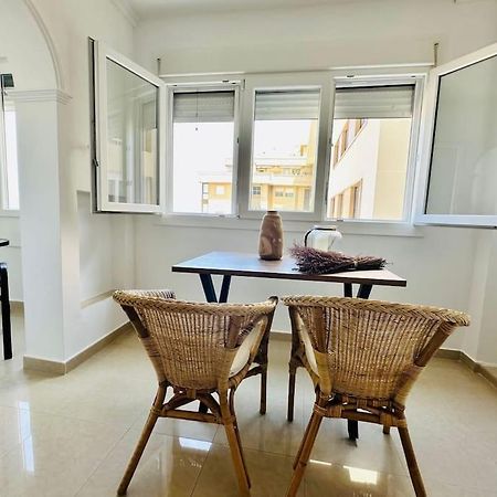 Apartamento A Pie De Playa. Cádiz Exterior photo