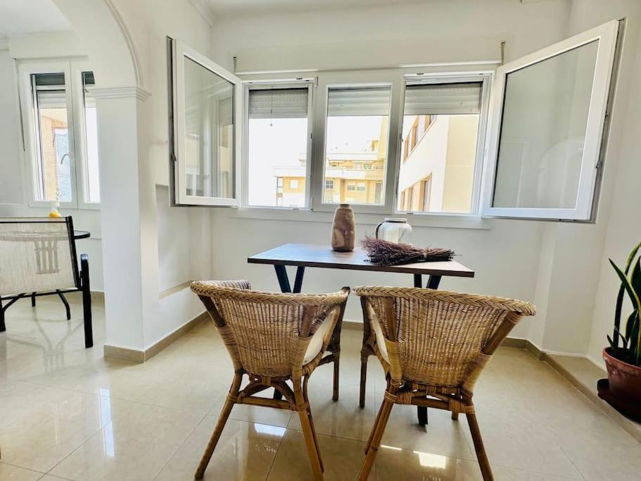 Apartamento A Pie De Playa. Cádiz Exterior photo
